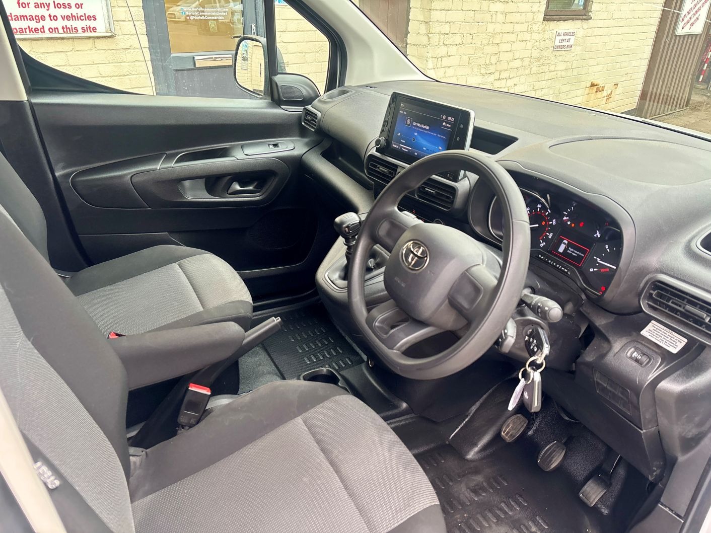 Used Toyota ProAce 2023 for sale - 77932687: Photo 19