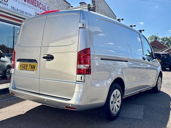 Used Mercedes-Benz Vito 2020 for sale - 75723555: Photo