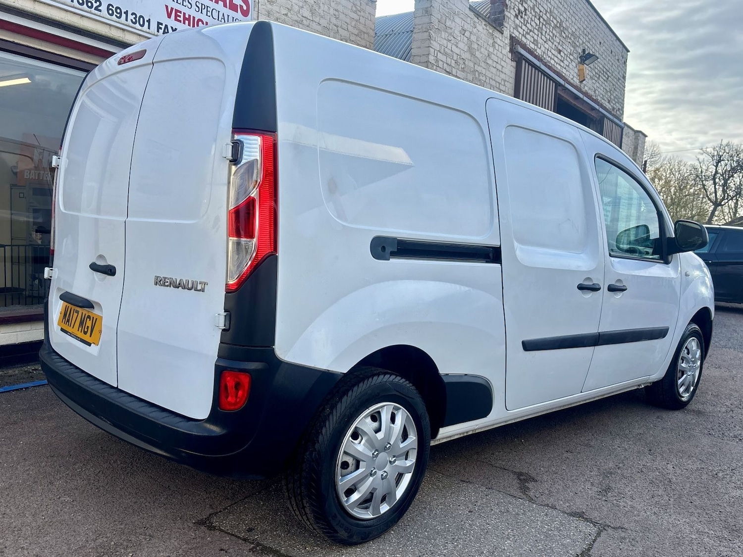 Used Renault Kangoo 2017 for sale - 77687556: Photo 3