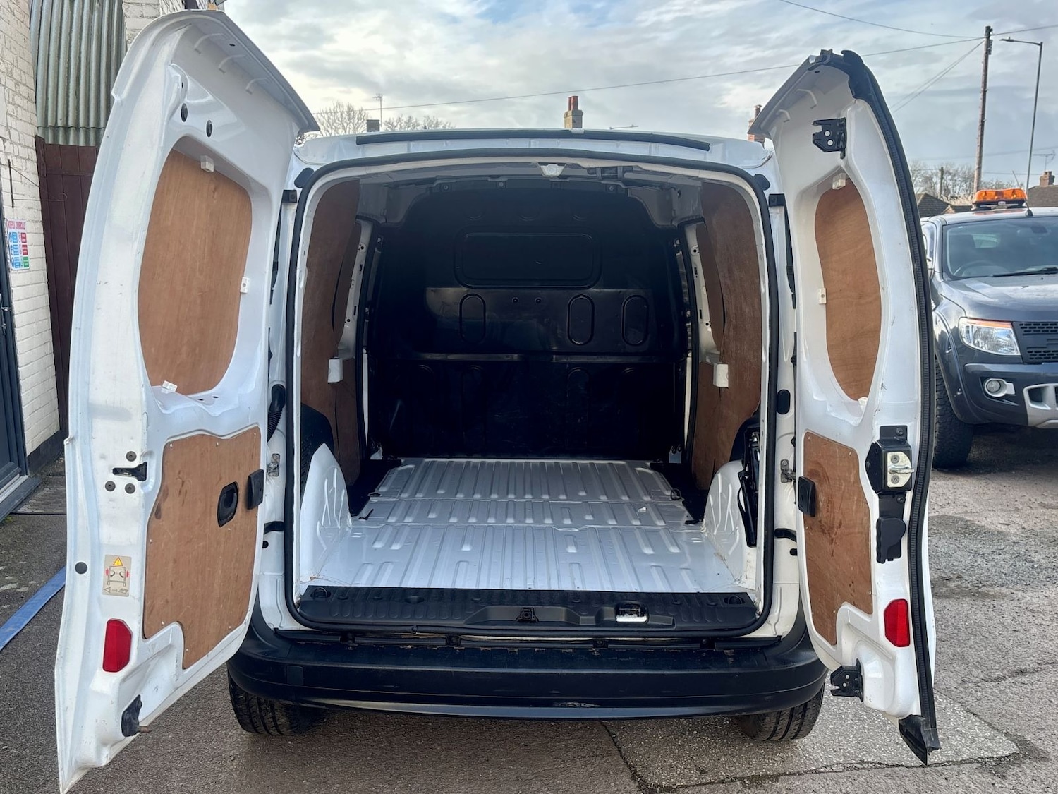 Used Renault Kangoo 2017 for sale - 77687556: Photo 5