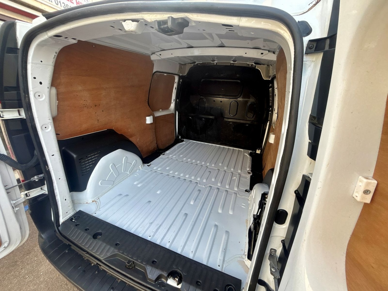 Used Renault Kangoo 2017 for sale - 77687556: Photo 6