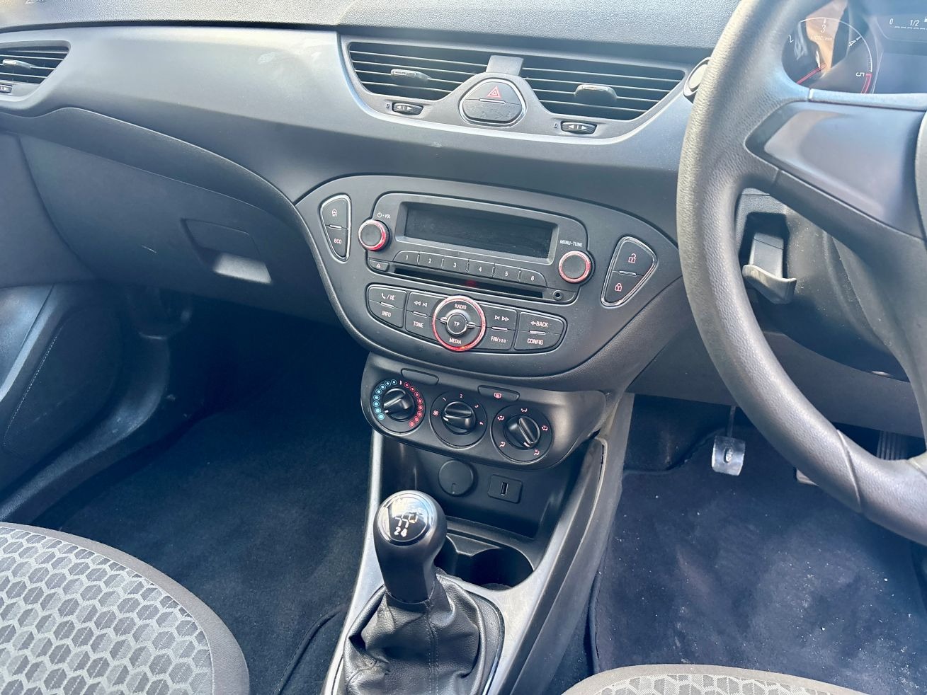 Used Vauxhall Corsa 2018 for sale - 76220500: Photo 18