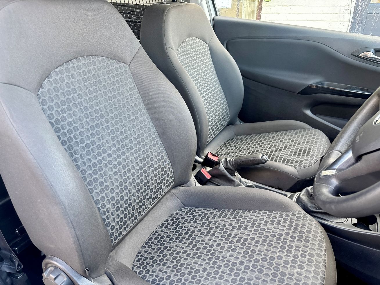 Used Vauxhall Corsa 2018 for sale - 76220500: Photo 19