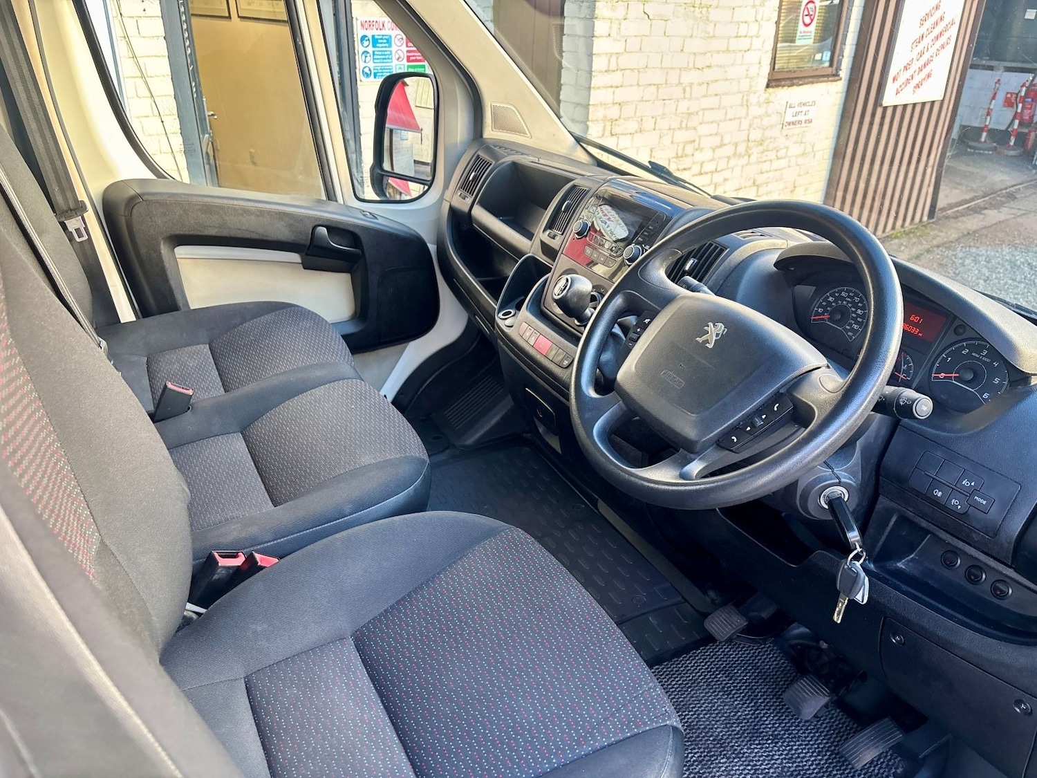 Used Peugeot Boxer 2018 for sale - 77167698: Photo 15