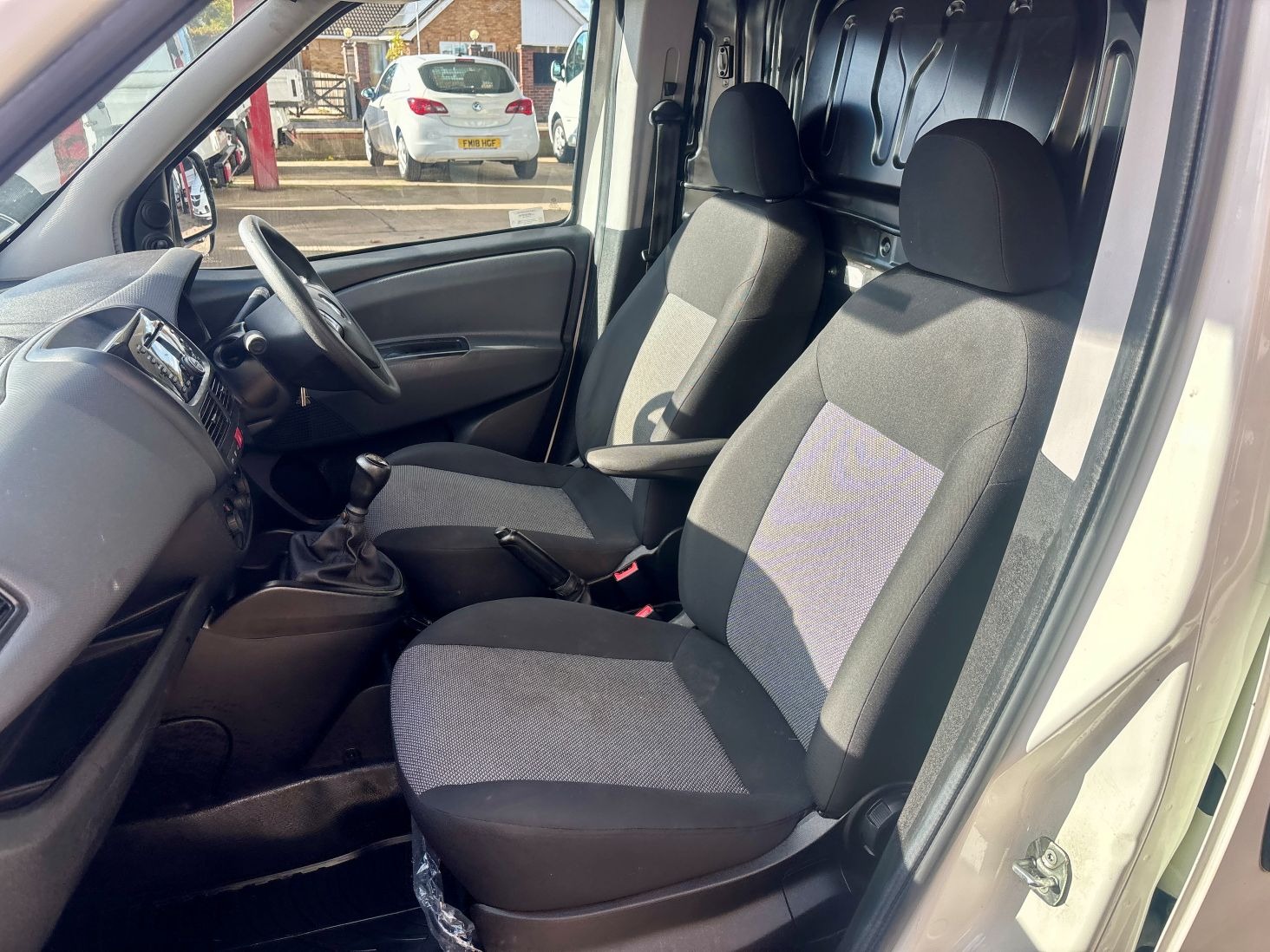 Used Fiat Doblo 2018 for sale - 76340135: Photo 23