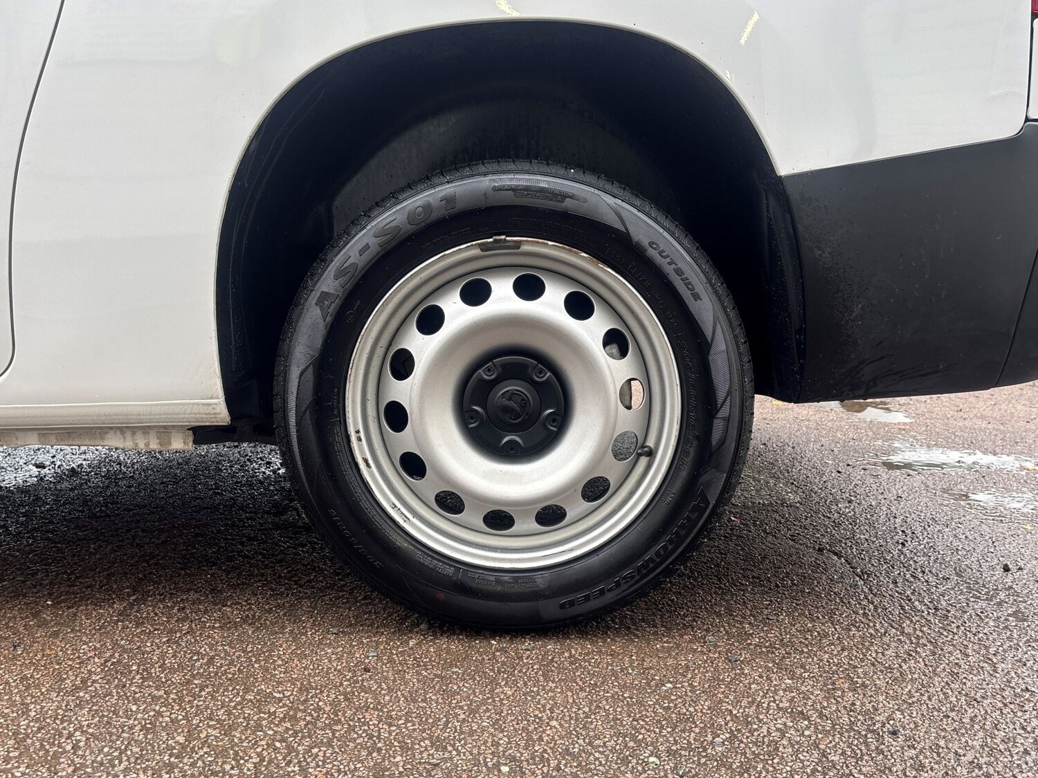 Used Vauxhall Combo 2022 for sale - 76553720: Photo 16