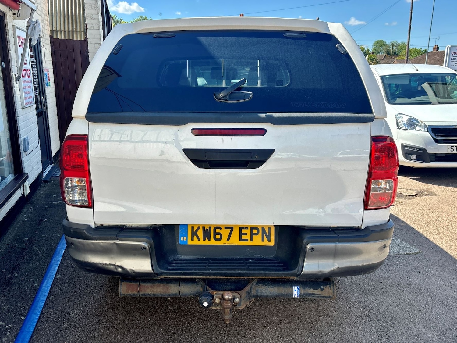 Used Toyota Hilux 2018 for sale - 78066652: Photo 4