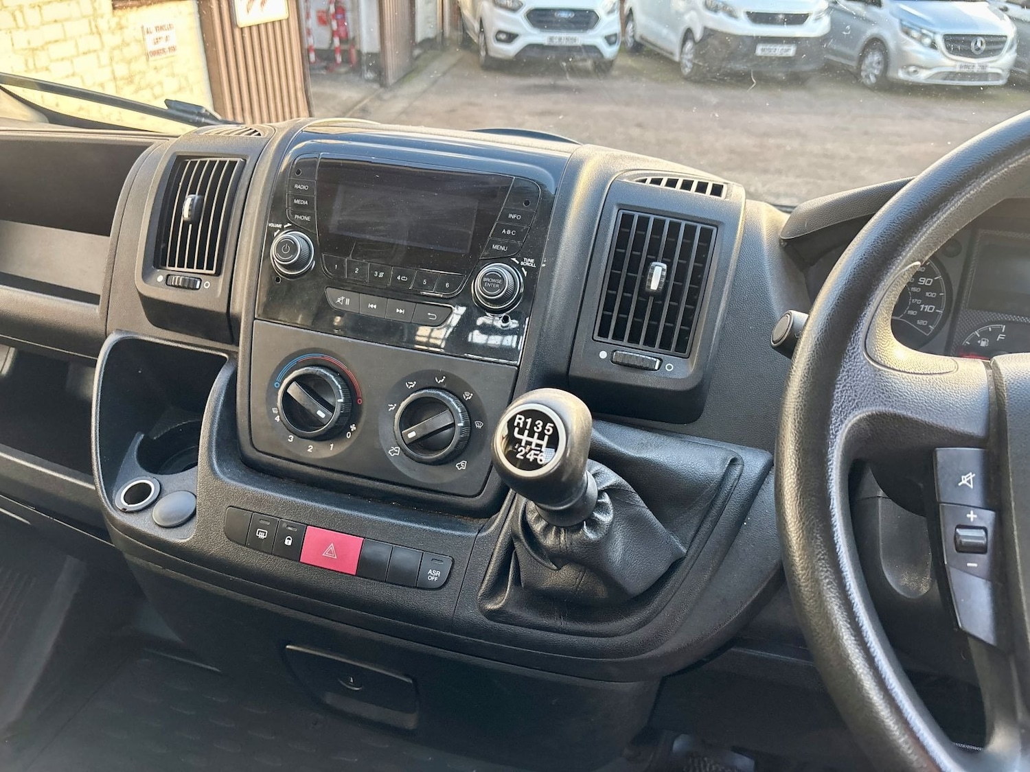 Used Peugeot Boxer 2018 for sale - 76329842: Photo 18