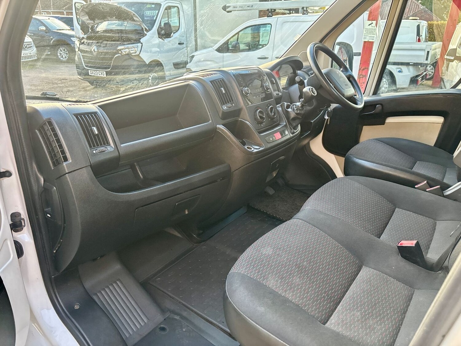 Used Peugeot Boxer 2018 for sale - 76329842: Photo 20