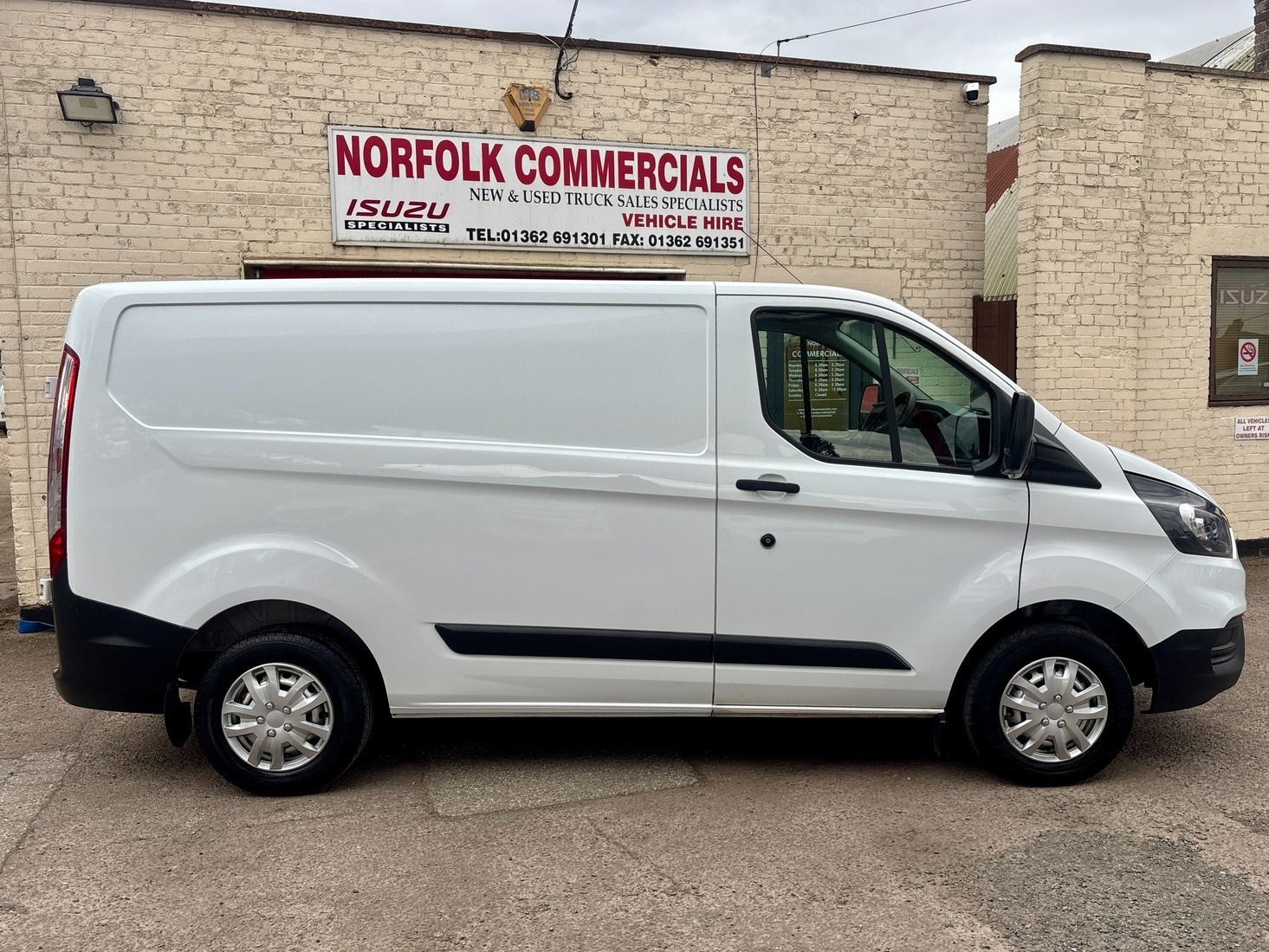 Used Ford Transit Custom 2019 for sale - 78163029: Photo 2