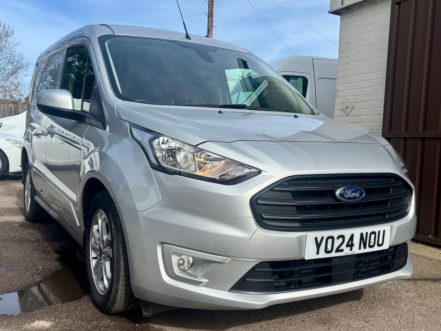Used Ford Transit Connect 2024 for sale - 77872197: Photo 1