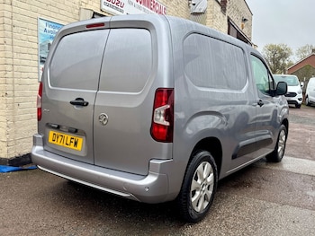 Used Vauxhall Combo 2021 for sale - 76384732: Photo