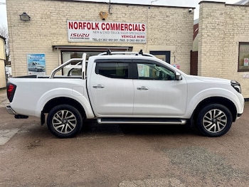 Used Nissan Navara 2019 for sale - 77168030: Photo