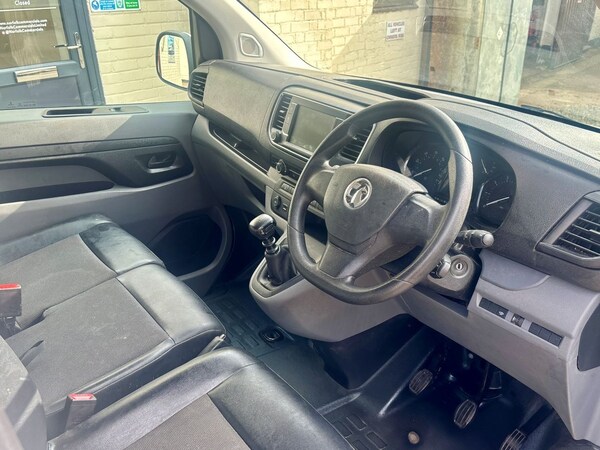Used Vauxhall Vivaro 2019 for sale - 76182520: Photo 20
