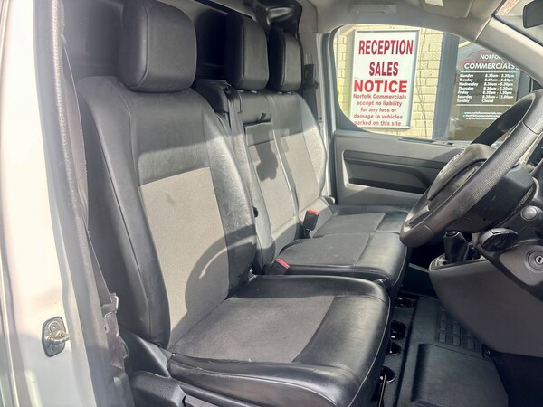 Used Vauxhall Vivaro 2019 for sale - 76182520: Photo 23
