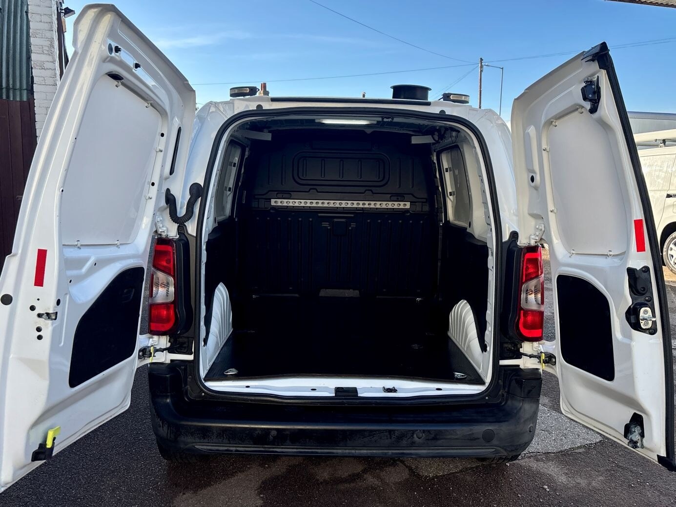 Used Vauxhall Combo 2019 for sale - 76401827: Photo 5