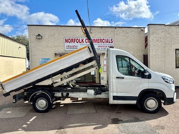 Used Maxus Deliver 9 2022 for sale - 76063650: Photo