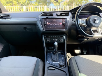 Used Volkswagen Tiguan 2017 for sale - 78522134: Photo