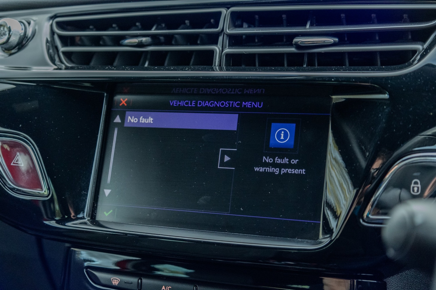 Used DS Automobiles DS 3 2016 for sale - 76388016: Photo 14