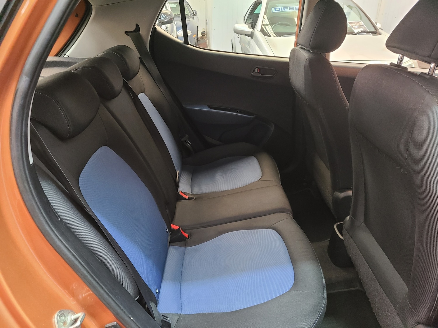 Used Hyundai i10 2014 for sale - 76640104: Photo 6