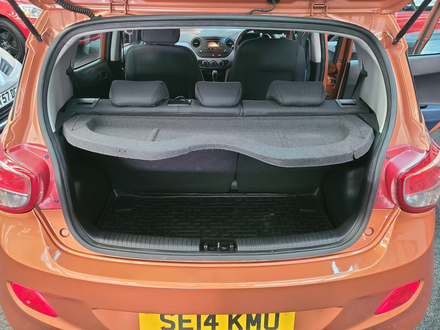 Used Hyundai i10 2014 for sale - 76640104: Photo 7