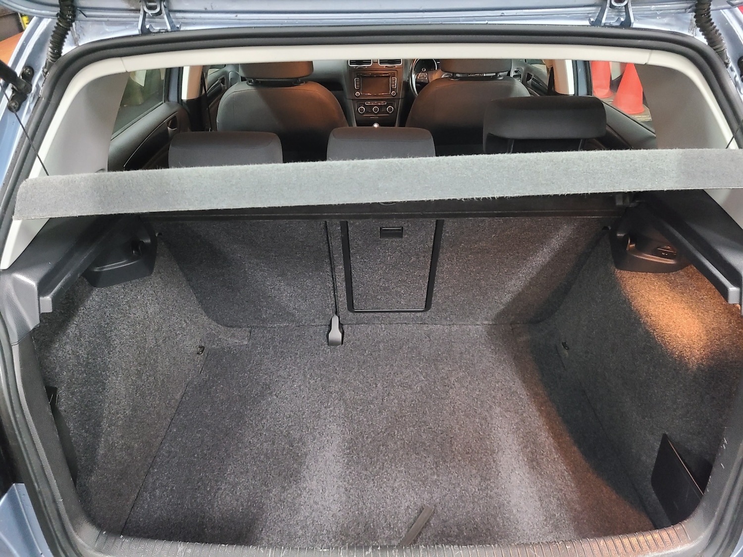 Used Volkswagen Golf 2011 for sale - 76542510: Photo 7