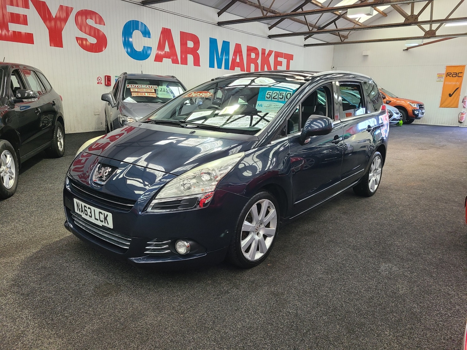 Used Peugeot 5008 2013 for sale - 76750334: Photo 4