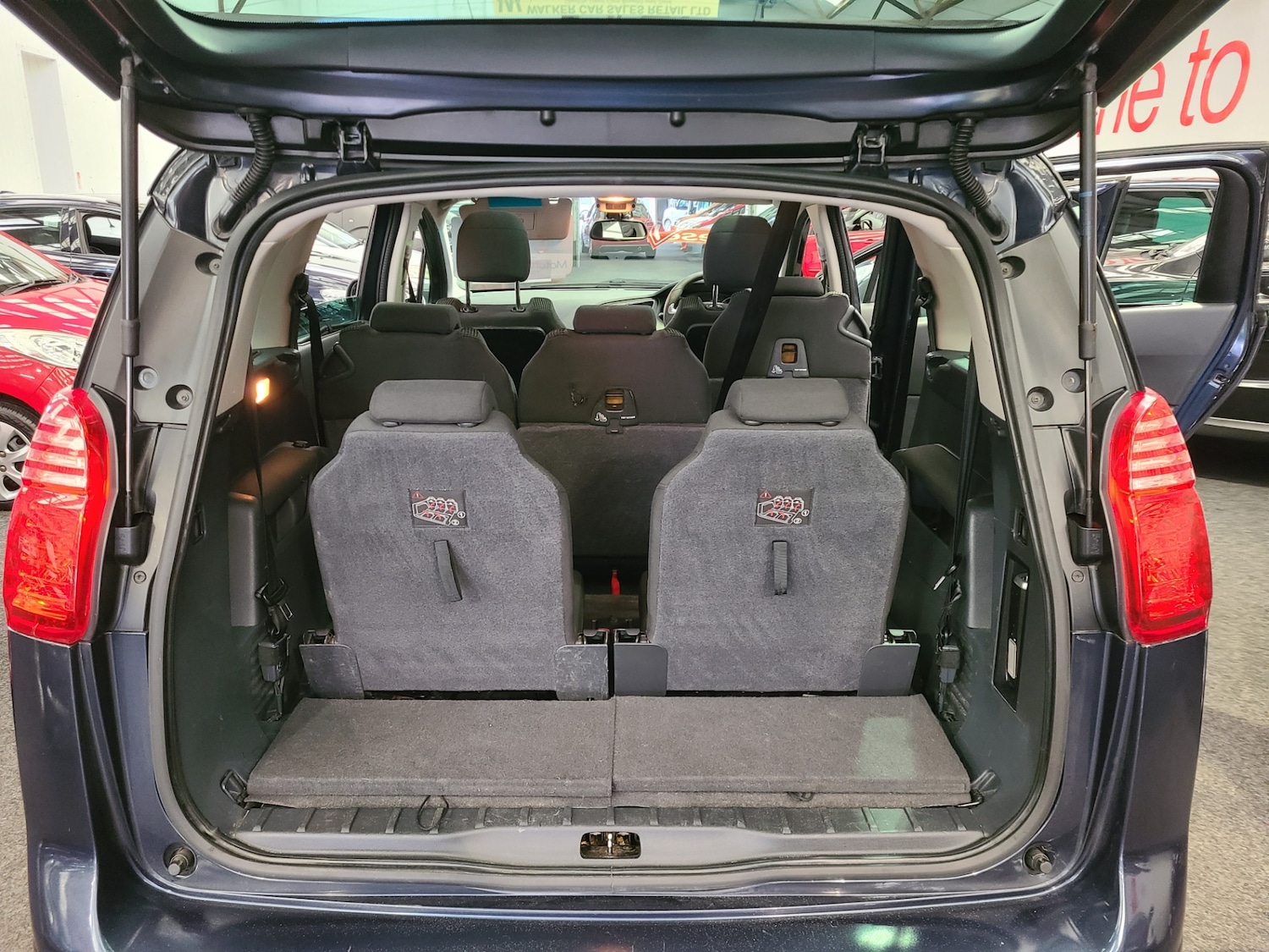 Used Peugeot 5008 2013 for sale - 76750334: Photo 8