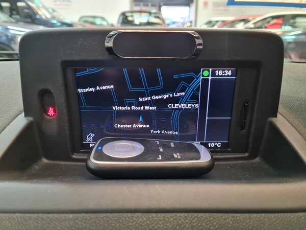 Used Renault Clio 2013 for sale - 72863395: Photo 8