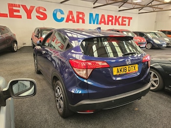 Used Honda HR-V 2018 for sale - 78054203: Photo