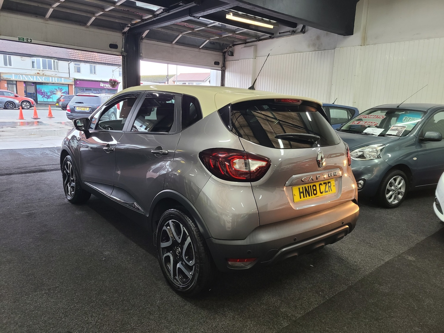Used Renault Captur 2018 for sale - 76707007: Photo 3