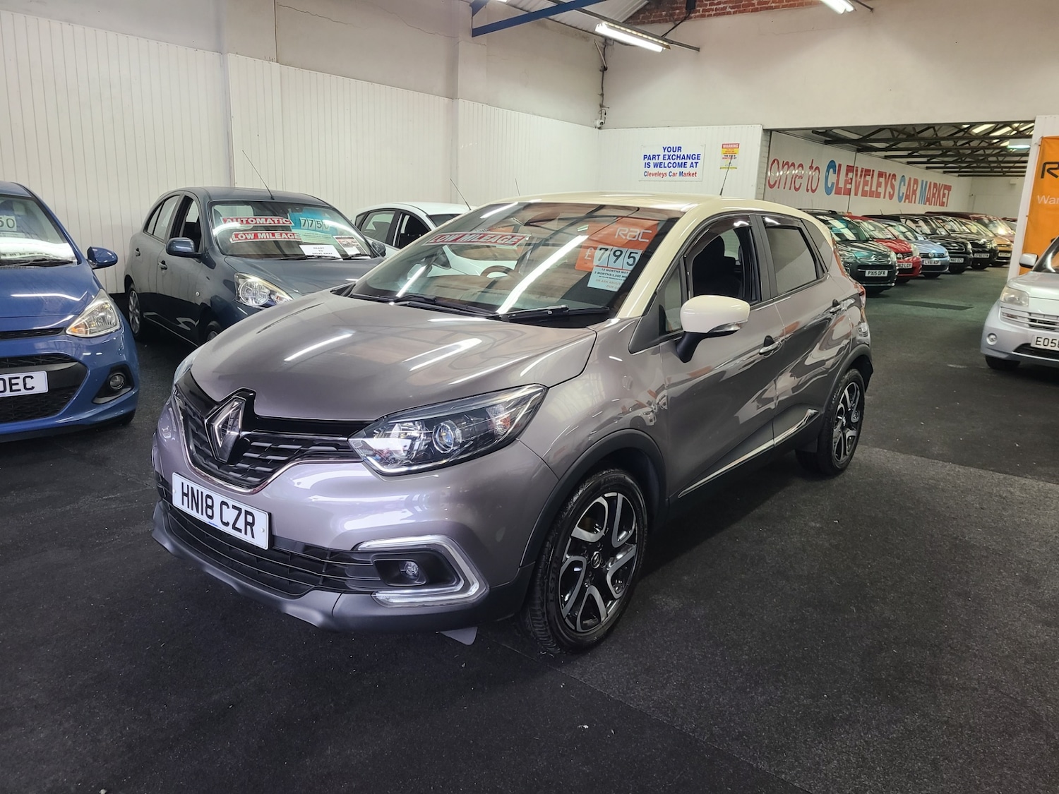 Used Renault Captur 2018 for sale - 76707007: Photo 4