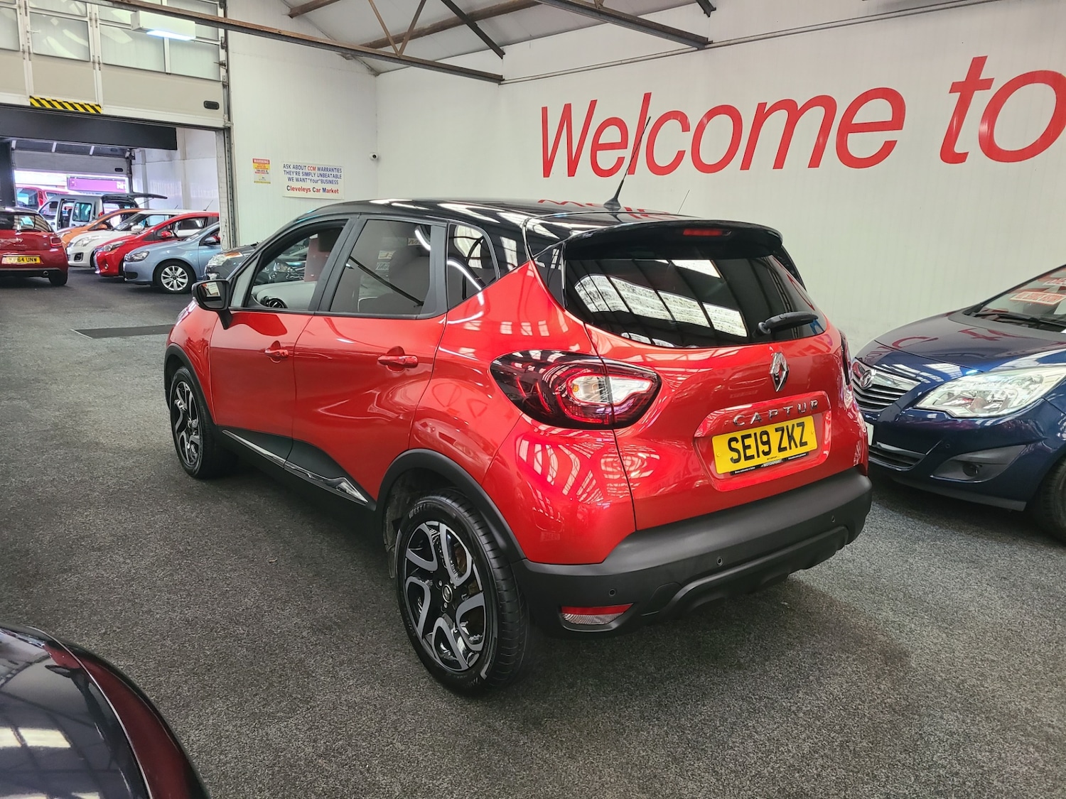 Used Renault Captur 2019 for sale - 77350207: Photo 3