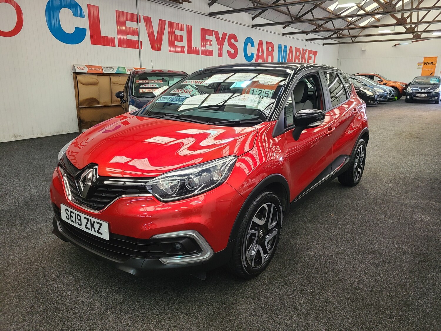 Used Renault Captur 2019 for sale - 77350207: Photo 4