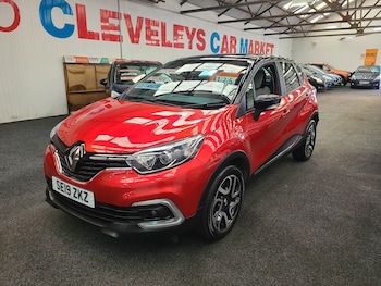 Used Renault Captur 2019 for sale - 77350207: Photo