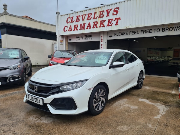 Used Honda Civic 2018 for sale - 67687063: Photo 1