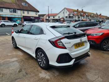 Used Honda Civic 2018 for sale - 67687063: Photo