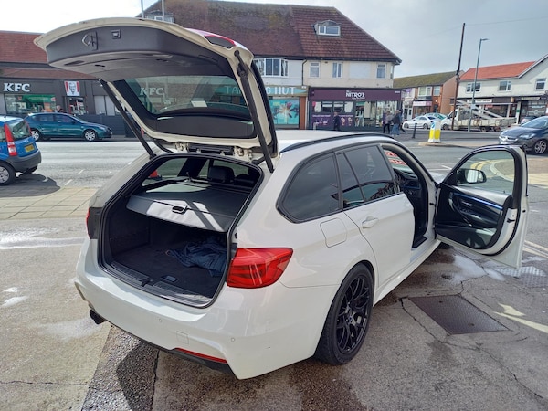 Used BMW 3 Series 2016 for sale - 64431736: Photo 9