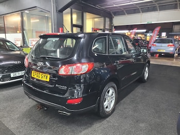 Used Hyundai Santa Fe 2010 for sale - 76542533: Photo