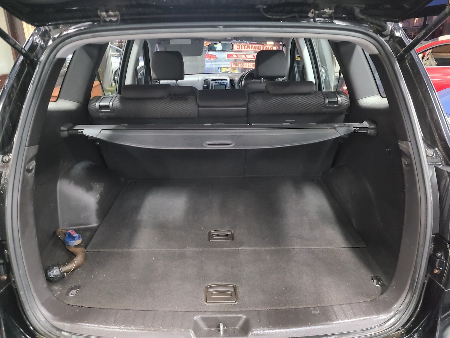 Used Hyundai Santa Fe 2010 for sale - 76542533: Photo 8