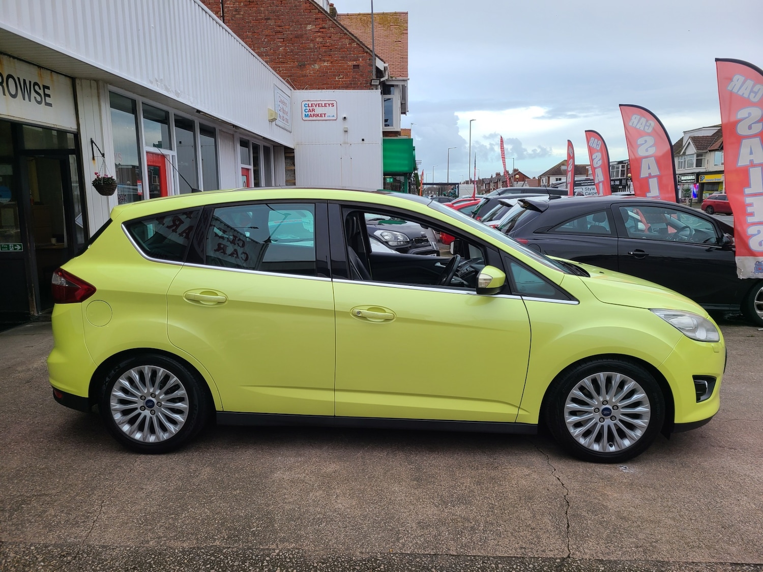Used Ford C-Max 2011 for sale - 76437340: Photo 5