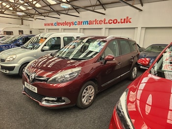 Used Renault Grand Scenic 2015 for sale - 78296428: Photo