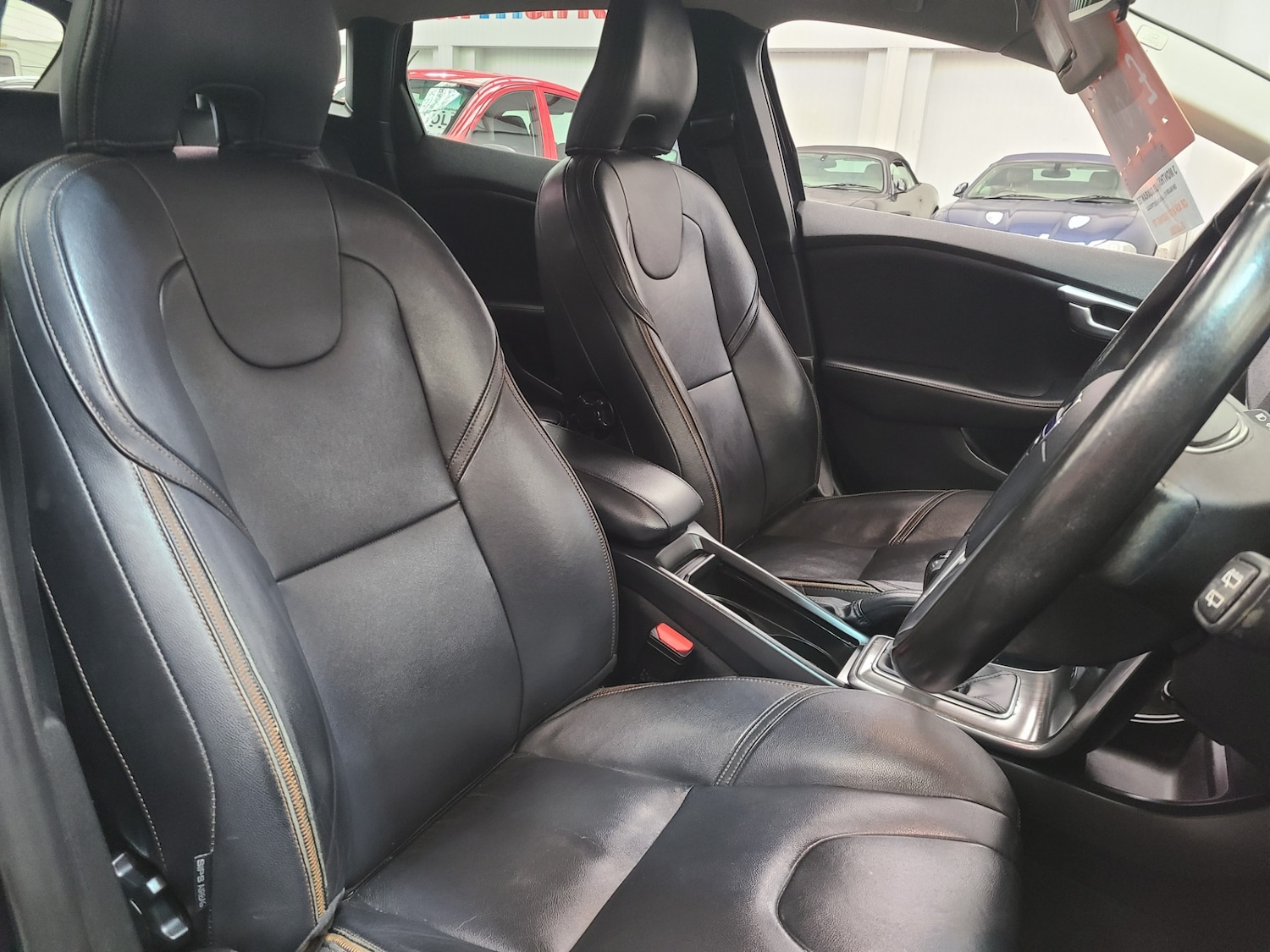 Used Volvo V40 2015 for sale - 77350074: Photo 6