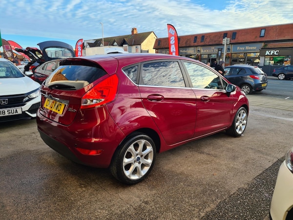 Used Ford Fiesta 2010 for sale - 69225582: Photo 3