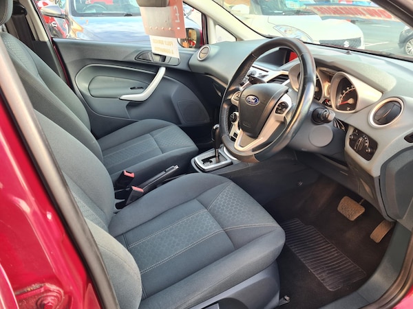 Used Ford Fiesta 2010 for sale - 69225582: Photo 5
