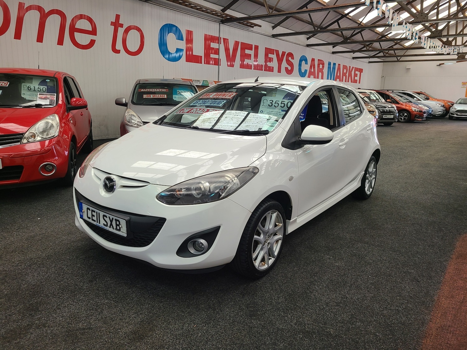 Used Mazda Mazda2 2011 for sale - 76205747: Photo 4