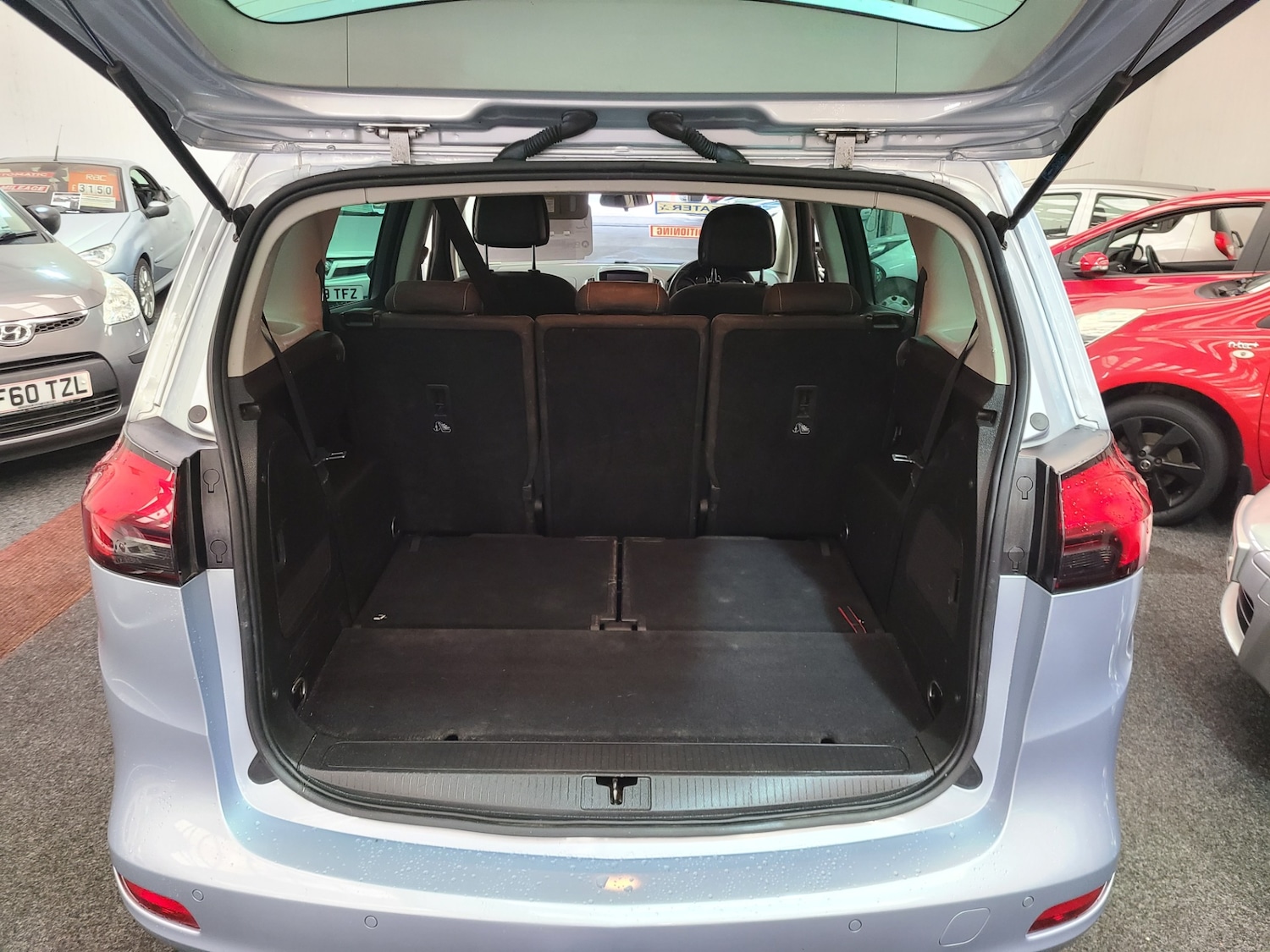 Used Vauxhall Zafira 2015 for sale - 76205755: Photo 10