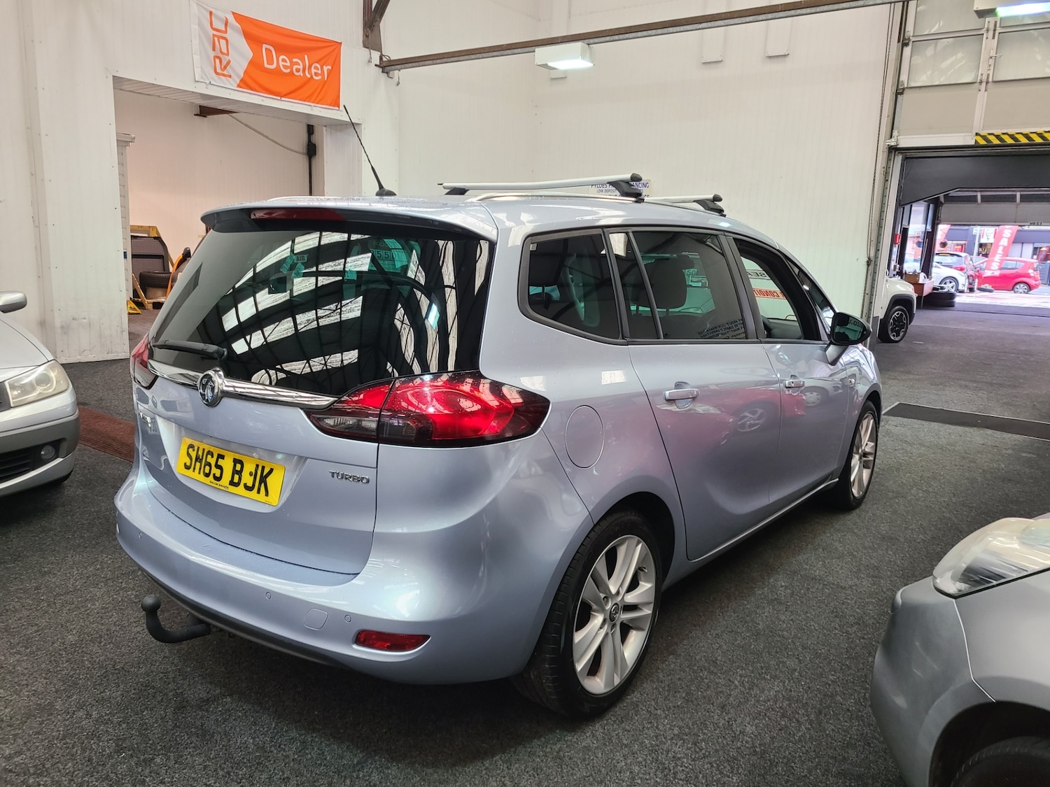 Used Vauxhall Zafira 2015 for sale - 76205755: Photo 2