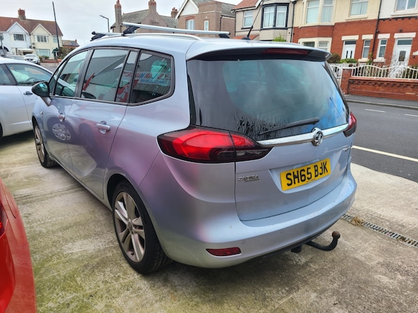 Used Vauxhall Zafira 2015 for sale - 76205755: Photo 2