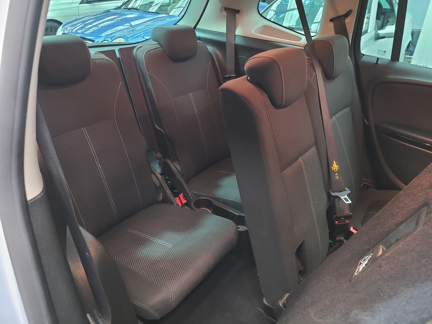 Used Vauxhall Zafira 2015 for sale - 76205755: Photo 8